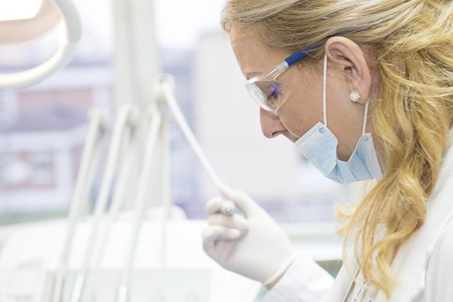 Cosmetic Dentistry Trends in Texas: From Teeth Whitening to Smile Makeovers