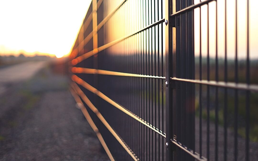 A Modern Guide to Hiring Fencing Contractors With Confidence